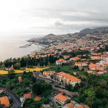 Atlantic View * Funchal (Madeira)